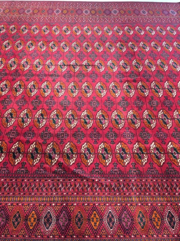 grand tapis classique boukhara rouge ouzbekistan