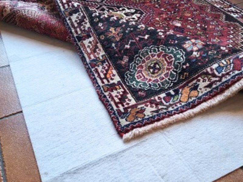 pourquoi mettre antiderapant tapis (1)