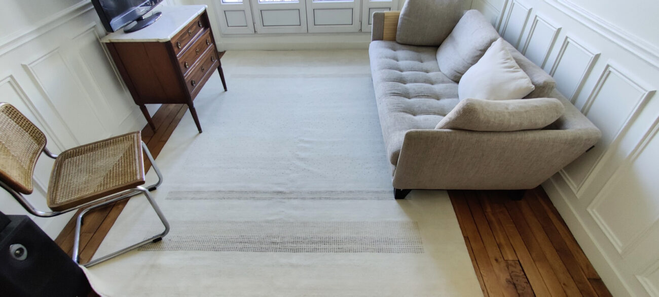Créer une harmonie douce et minimaliste avec un tapis moderne en laine 1