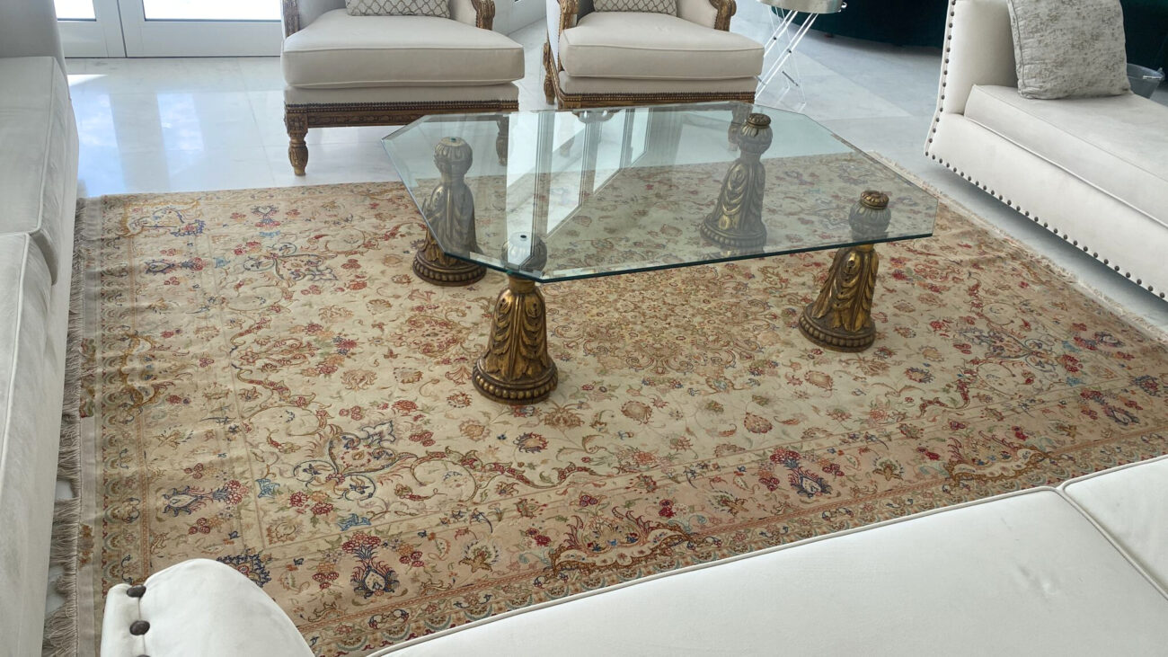 Créer une ambiance lumineuse et sophistiquée avec un tapis Tabriz 1